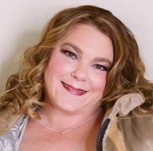 Meet your Posher, Juli